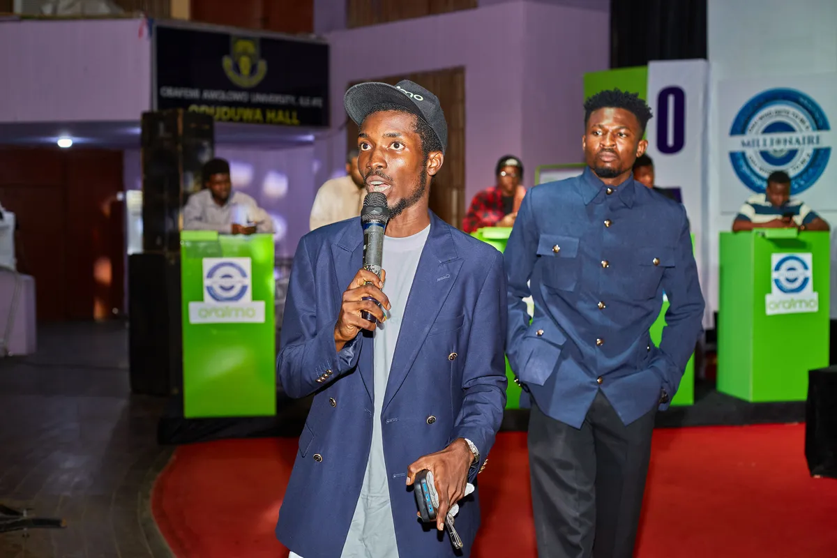 Samuel explaining the rules at Oduduwa Hall
